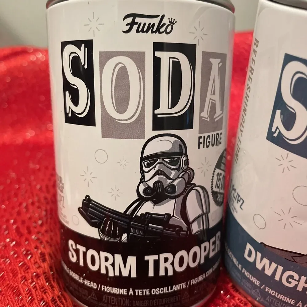 2 SET FUNKO SODA STAR WARS STORM TROOPER Dwight Schrute Unopened